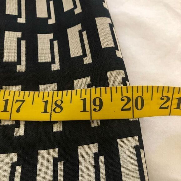 Laurel Light Gray and Black Wool Geometric Design Straight Skirt - Picture 11 of 12